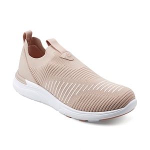 NWT Easy Spirit Jadee Slip On Sneakers